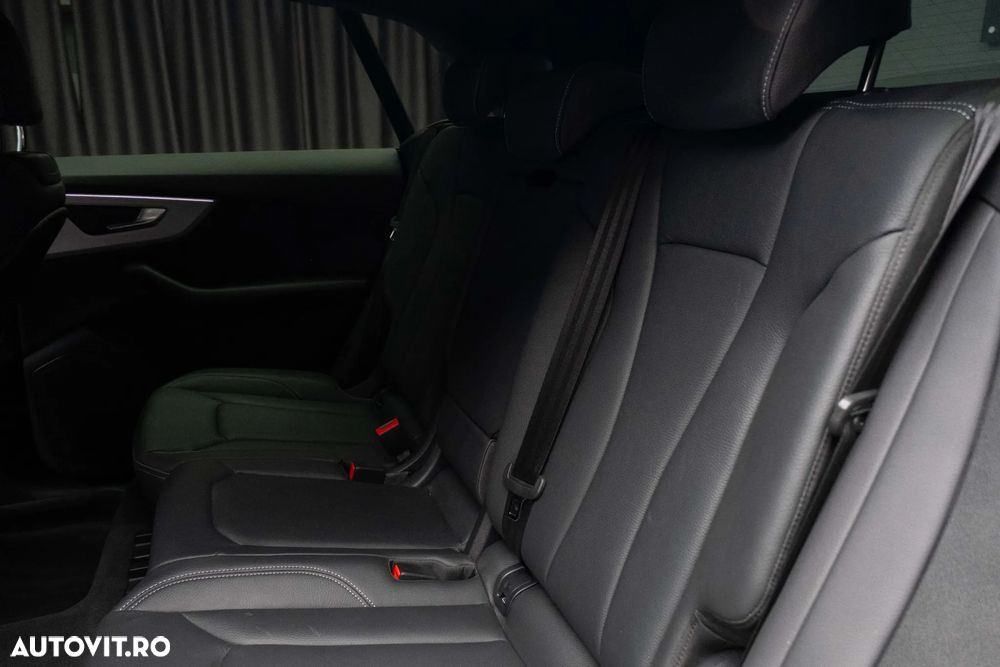 Audi Q8 55 TFSI quattro Tiptronic MHEV - 18
