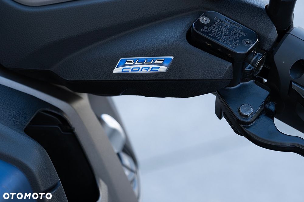Yamaha NMAX - 16