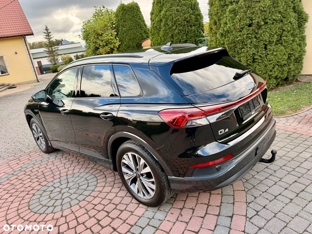 Audi Q4 e-tron 45 quattro - 24