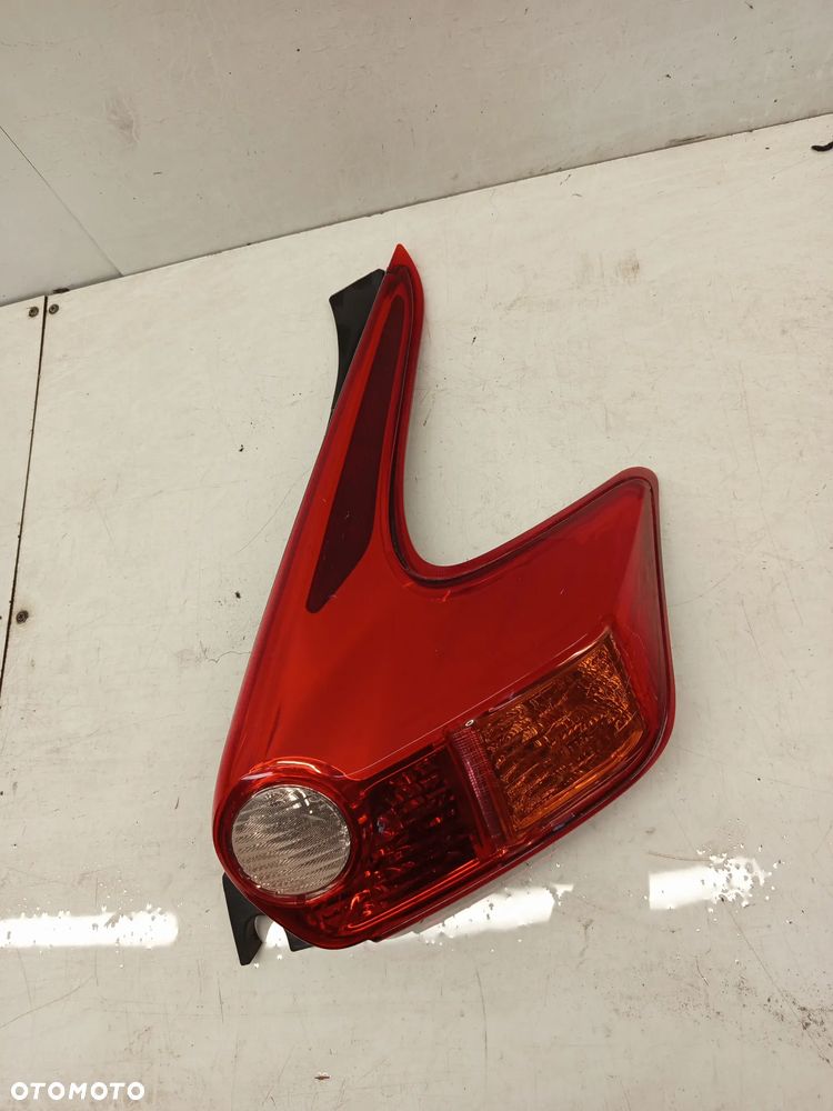 + LAMPA TYL TYLNA PRAWA NISSAN JUKE F15 I - 3