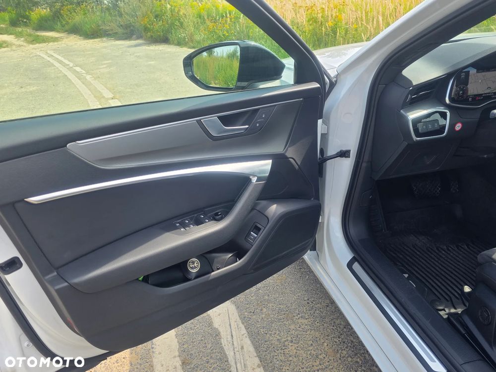 Audi A6 Avant - 11