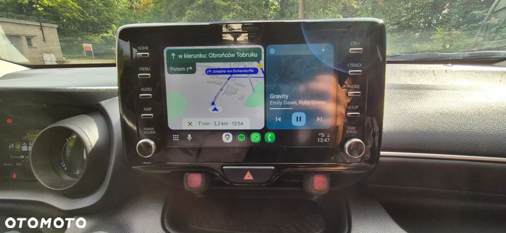 Toyota Yaris Hybrid 1.5 Executive - 29