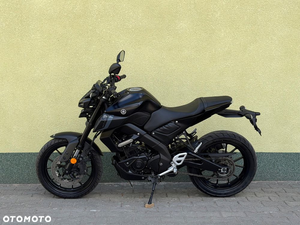 Yamaha MT - 22