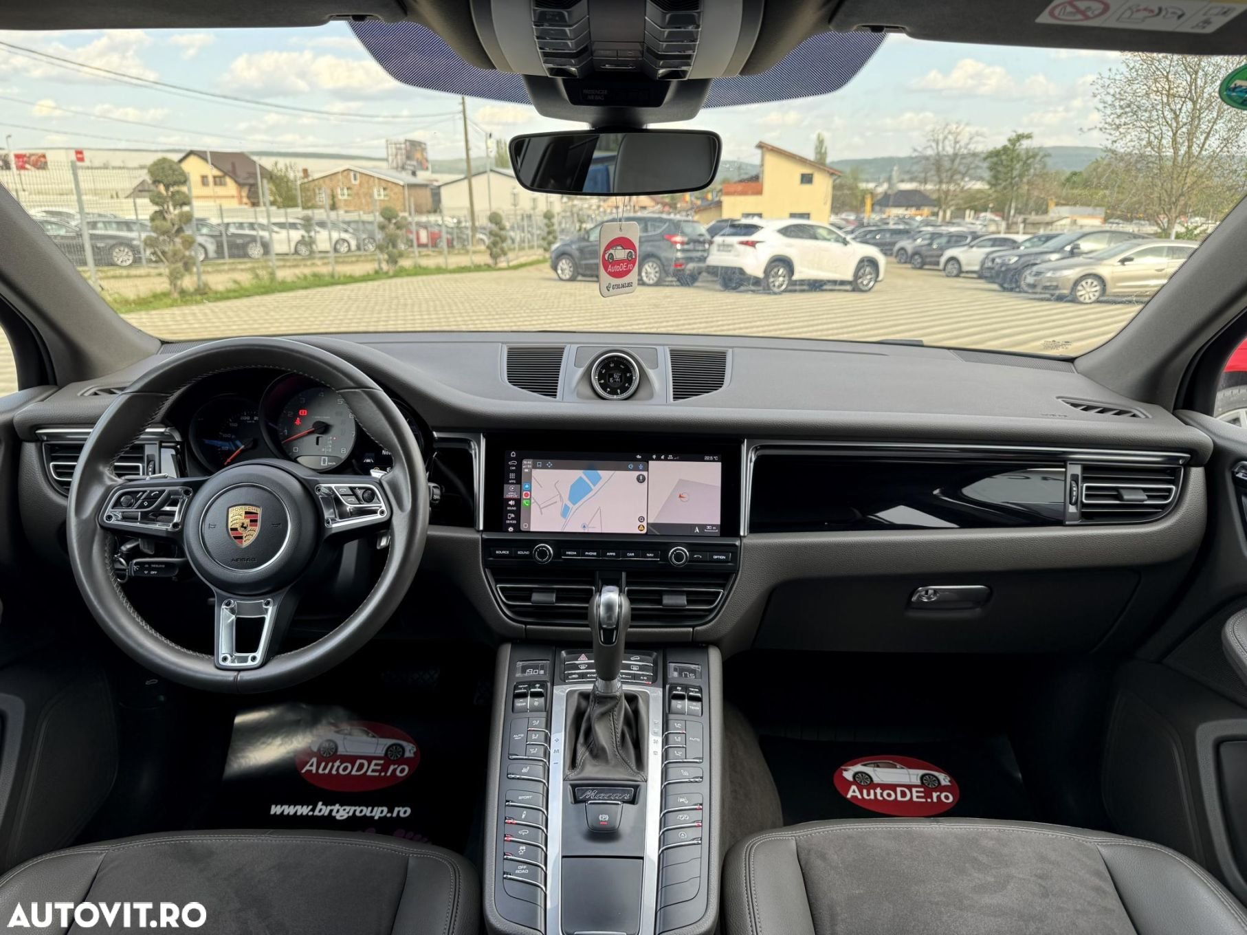 Porsche Macan S - 10