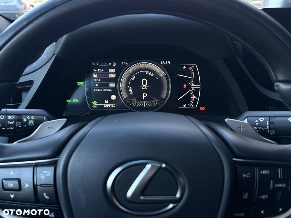 Lexus ES 300h Prestige - 21