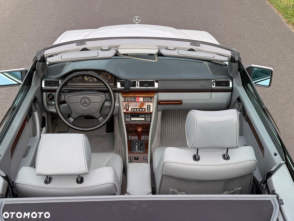 Mercedes-Benz Klasa E 320 - 8