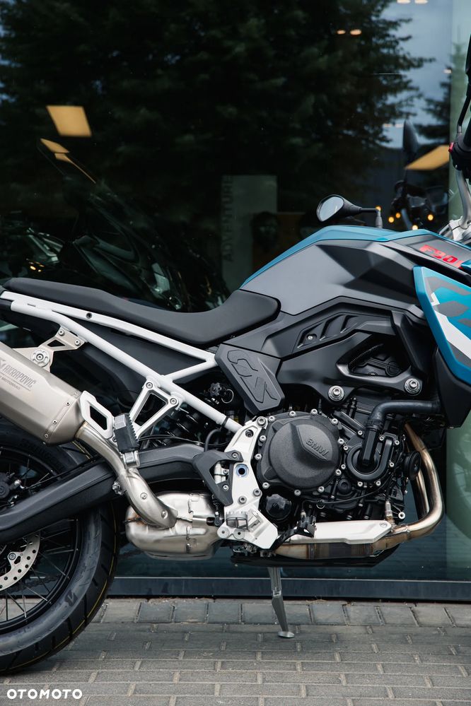 BMW F - 5