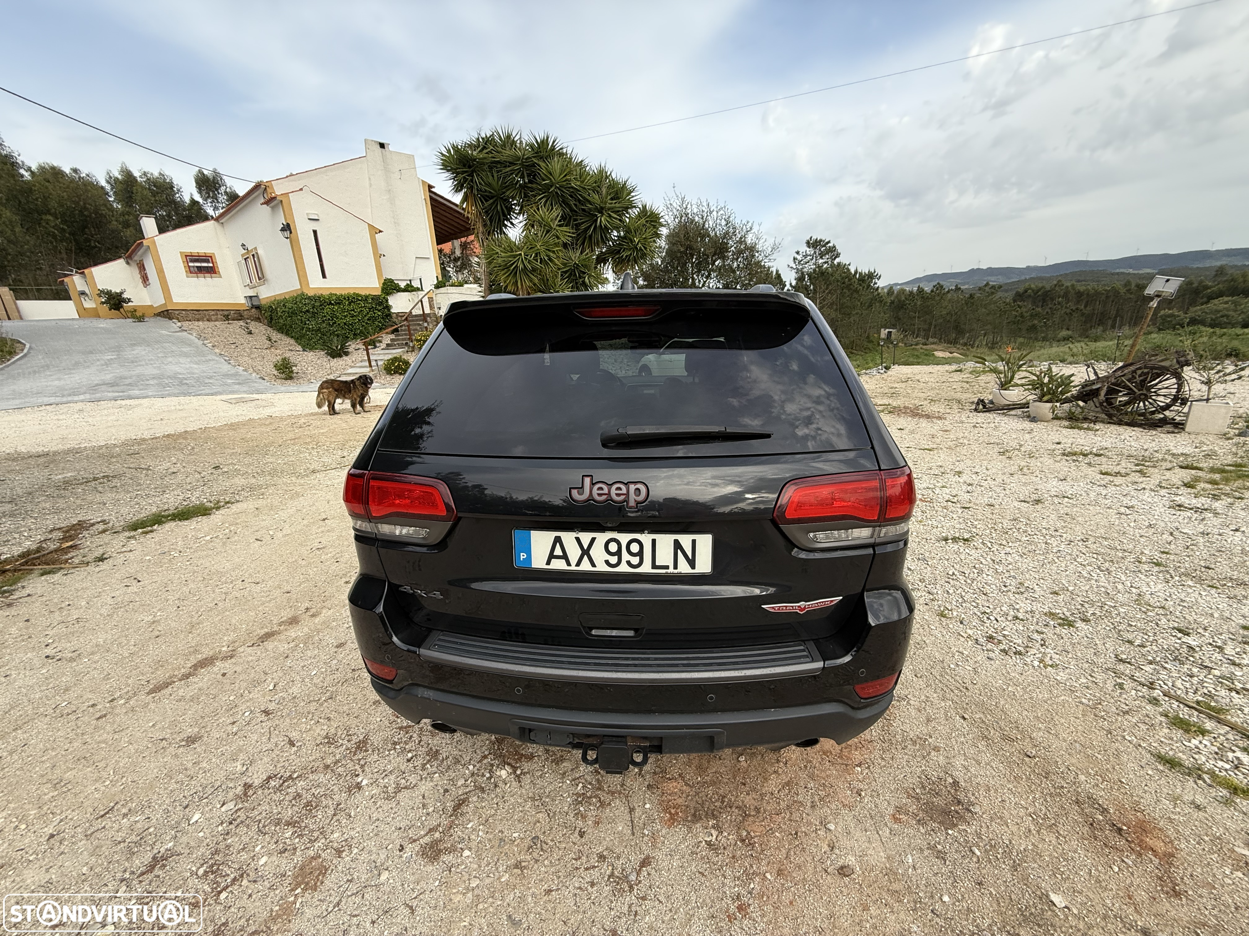 Jeep Grand Cherokee - 14