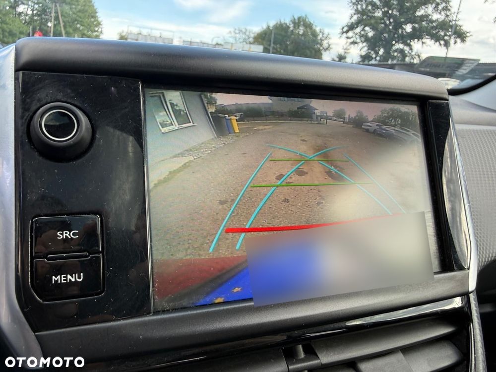 Peugeot 2008 1.2 Pure Tech Allure S&S EAT6 - 20