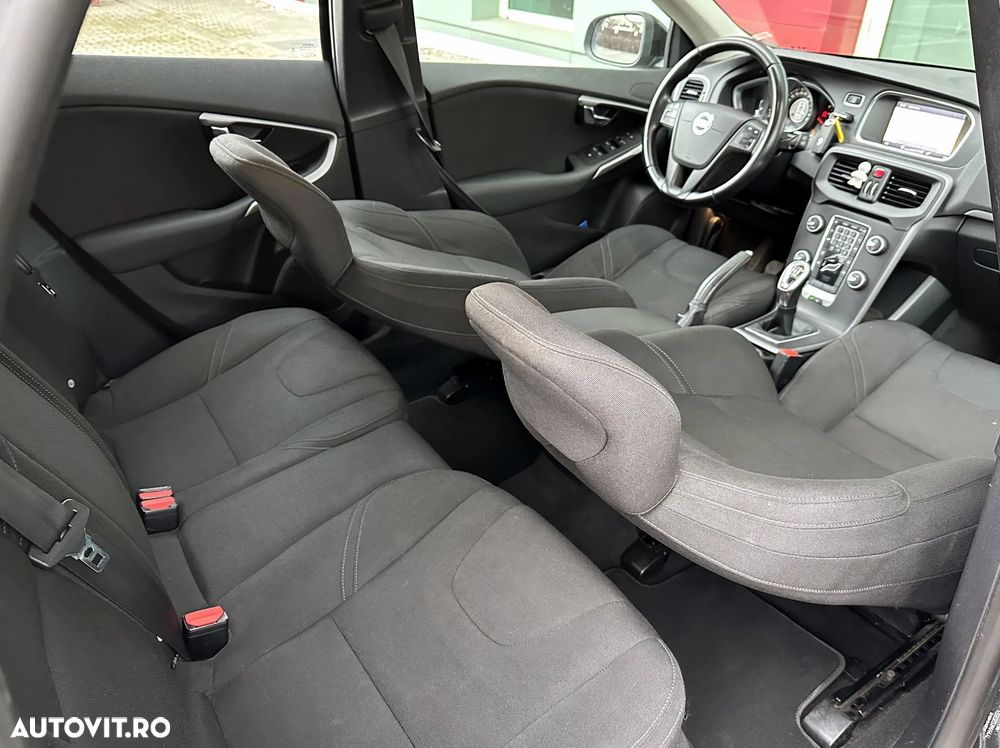 Volvo V40 - 12