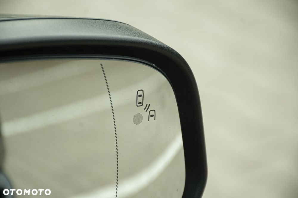 Ford Tourneo Connect Grand - 29