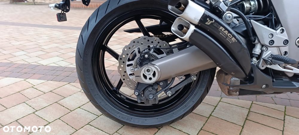 Kawasaki Ninja 1000 SX - 23