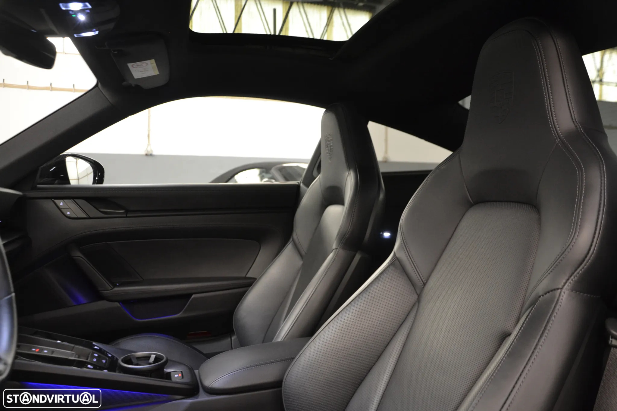 Porsche 911 (992) Carrera 4 GTS PDK - 23