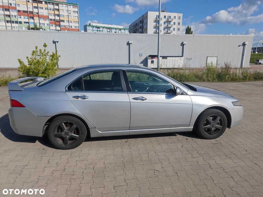 Honda Accord 2.0 Sport - 2