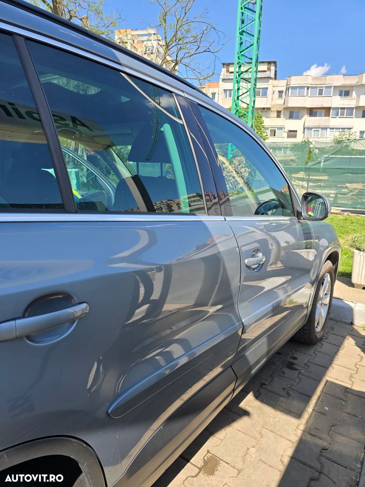 Volkswagen Tiguan 2.0 TDI DPF 4Motion Automatik Track & Field - 3