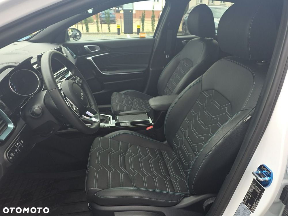 Kia XCeed 1.6 T-GDI Tribute DCT - 11