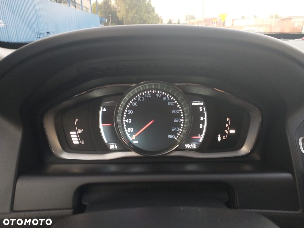 Volvo XC 60 D4 AWD Momentum - 12