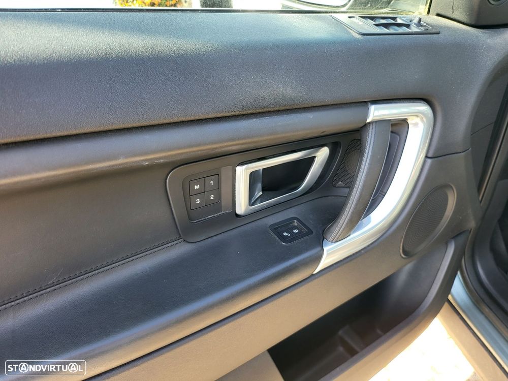 Land Rover Discovery Sport - 6