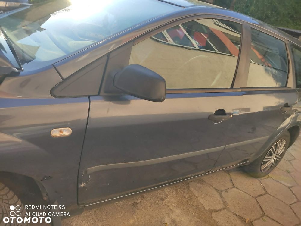 Ford Focus - 8