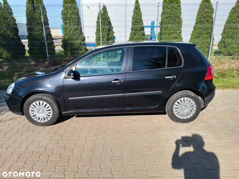 Volkswagen Golf - 26
