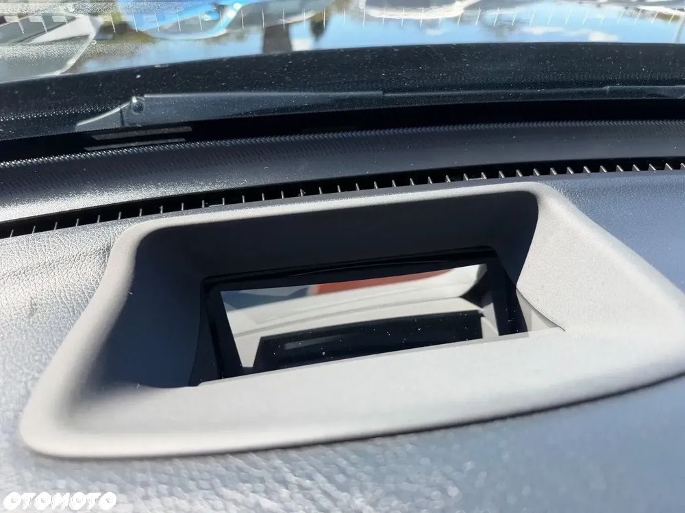 Mercedes-Benz GLC 300 e 4-Matic - 20