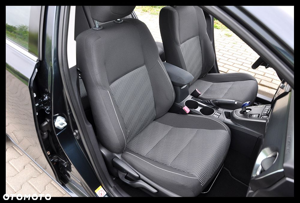 Toyota Auris 1.8 HSD Luna - 21