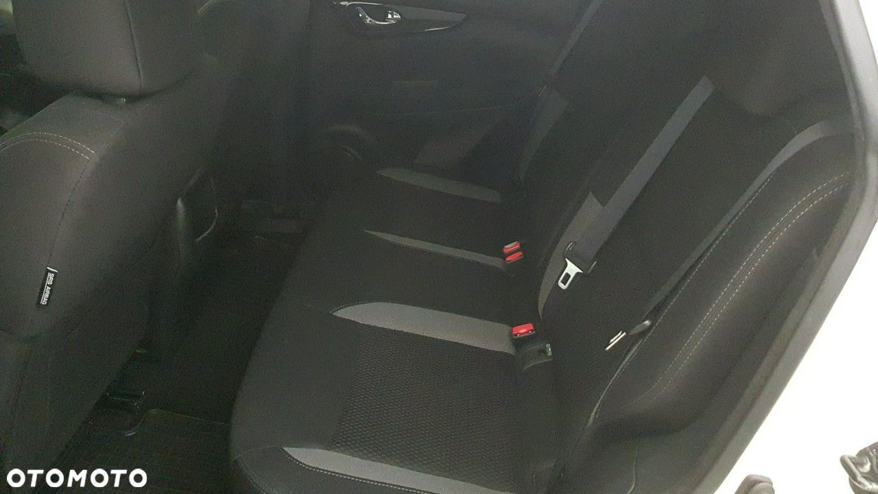 Nissan Qashqai - 22