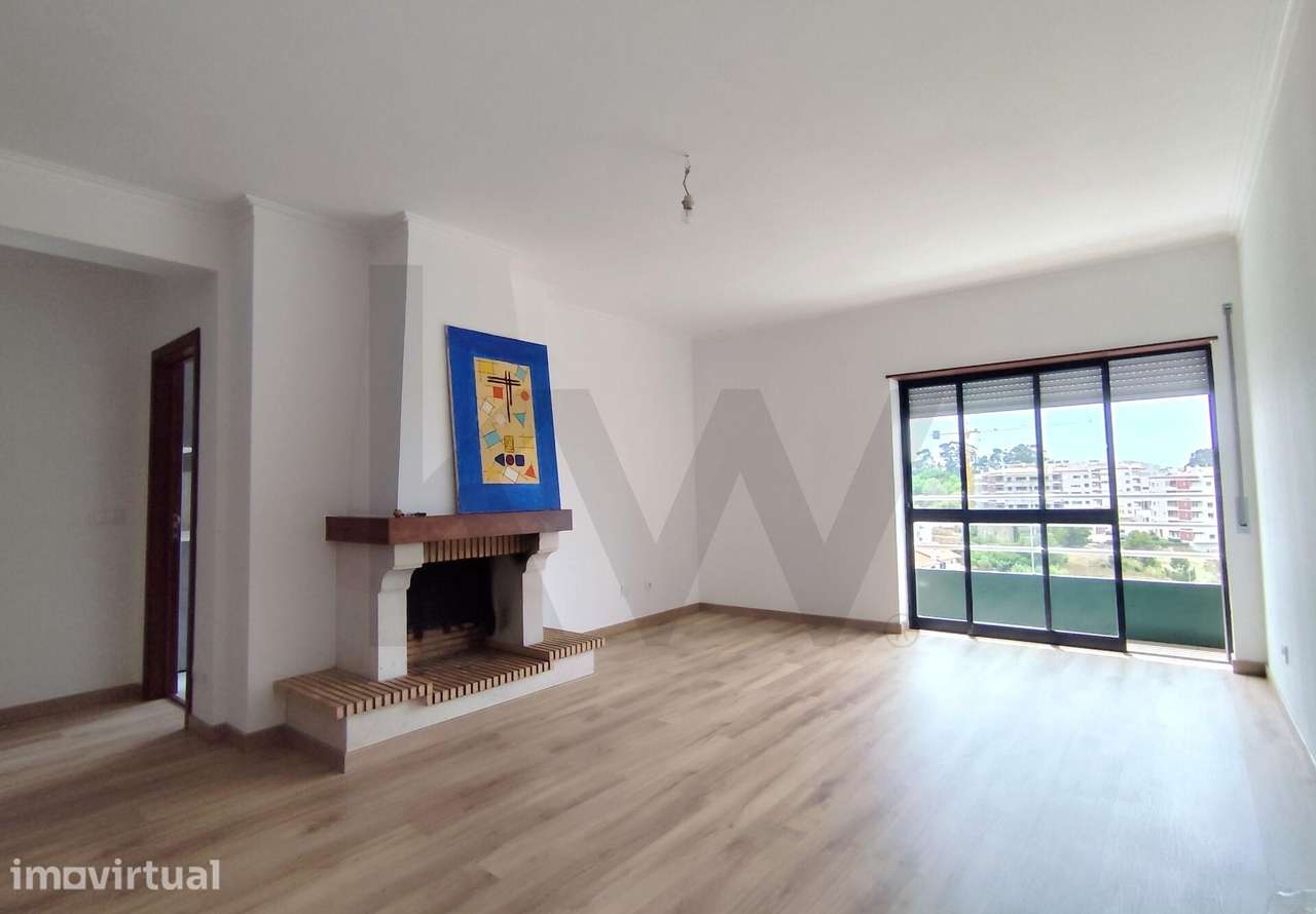 Apartamento Duplex T2 com terraço e varanda em Tavarede - Figueira da - Grande imagem: 5/30