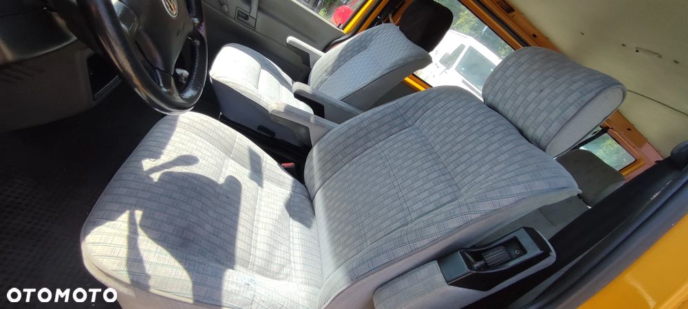 Volkswagen Transporter - 10