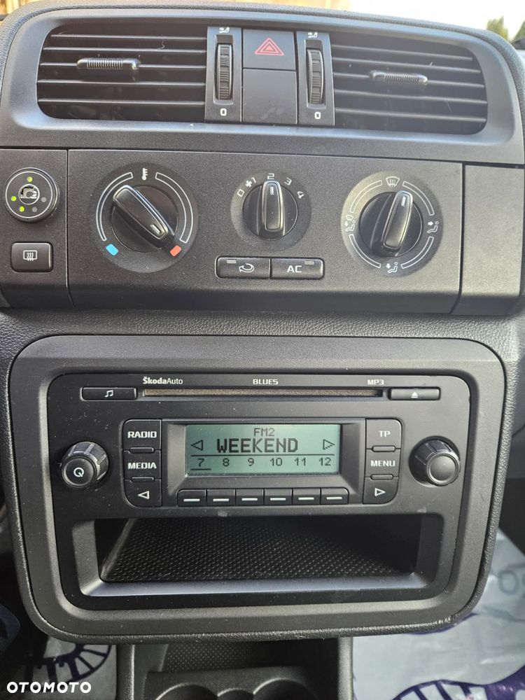 Skoda Fabia 1.4 16V Active - 19