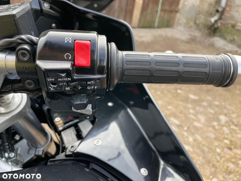 Yamaha FJR - 13