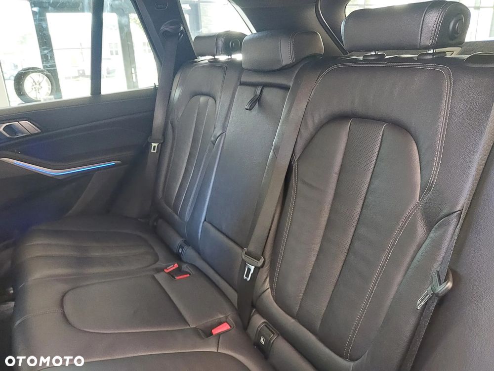 BMW X5 xDrive25d xLine - 24