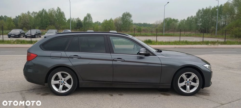 BMW Seria 3 318d DPF Edition Sport - 3