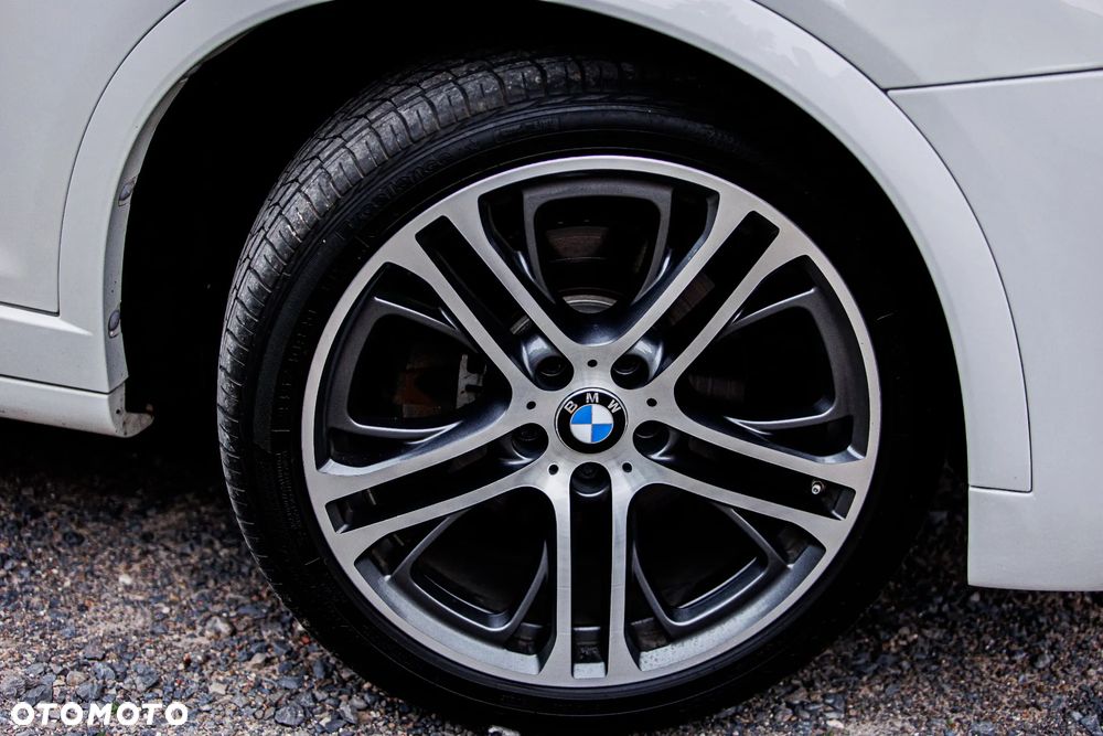 BMW X3 xDrive28i - 12