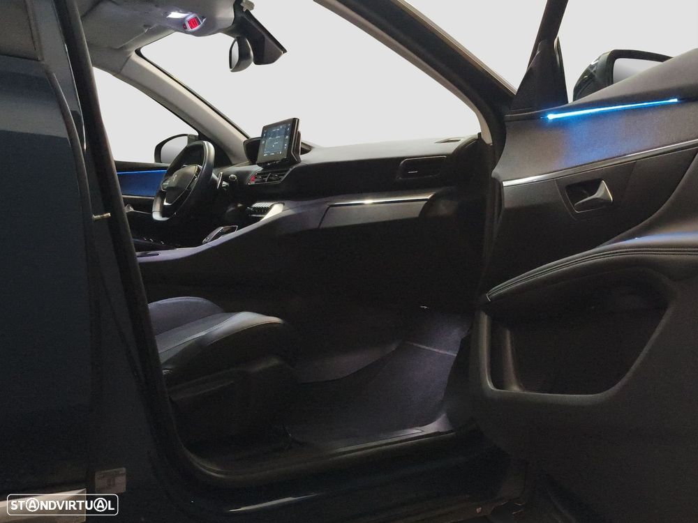 Peugeot 3008 1.5 BlueHDi Allure Pack EAT8 - 40