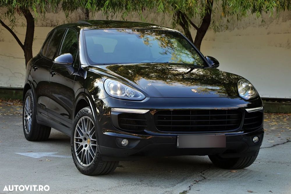 Porsche Cayenne 3.0 L - 2