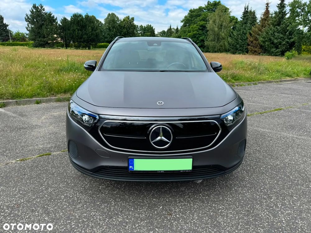 Mercedes-Benz EQA 300 66.5kWh 4-Matic Electric Art - 2