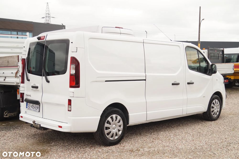 Opel Vivaro - 11
