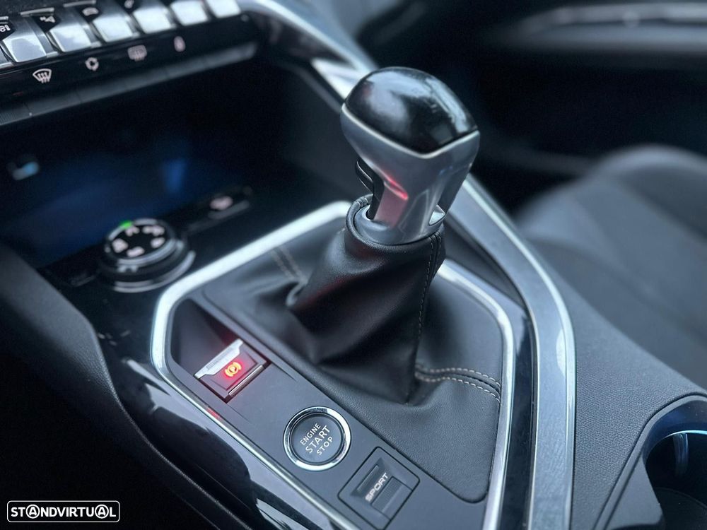 Peugeot 5008 1.5 BlueHDi GT Line - 18