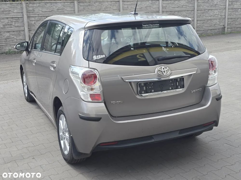 Toyota Verso 1.6 D-4D 5-Sitzer Start/Stop Comfort - 7