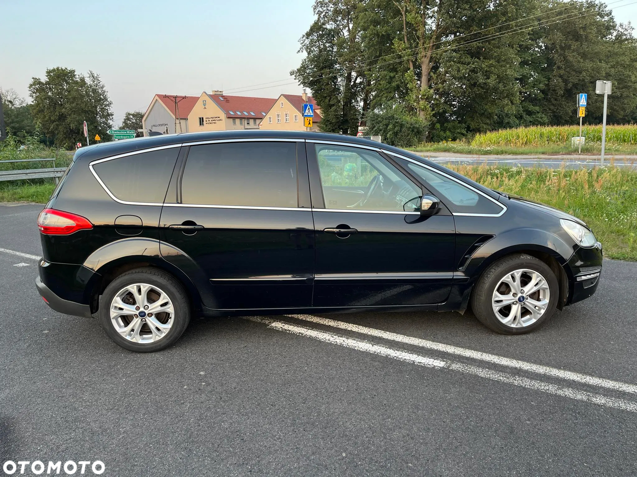 Ford S-Max - 8