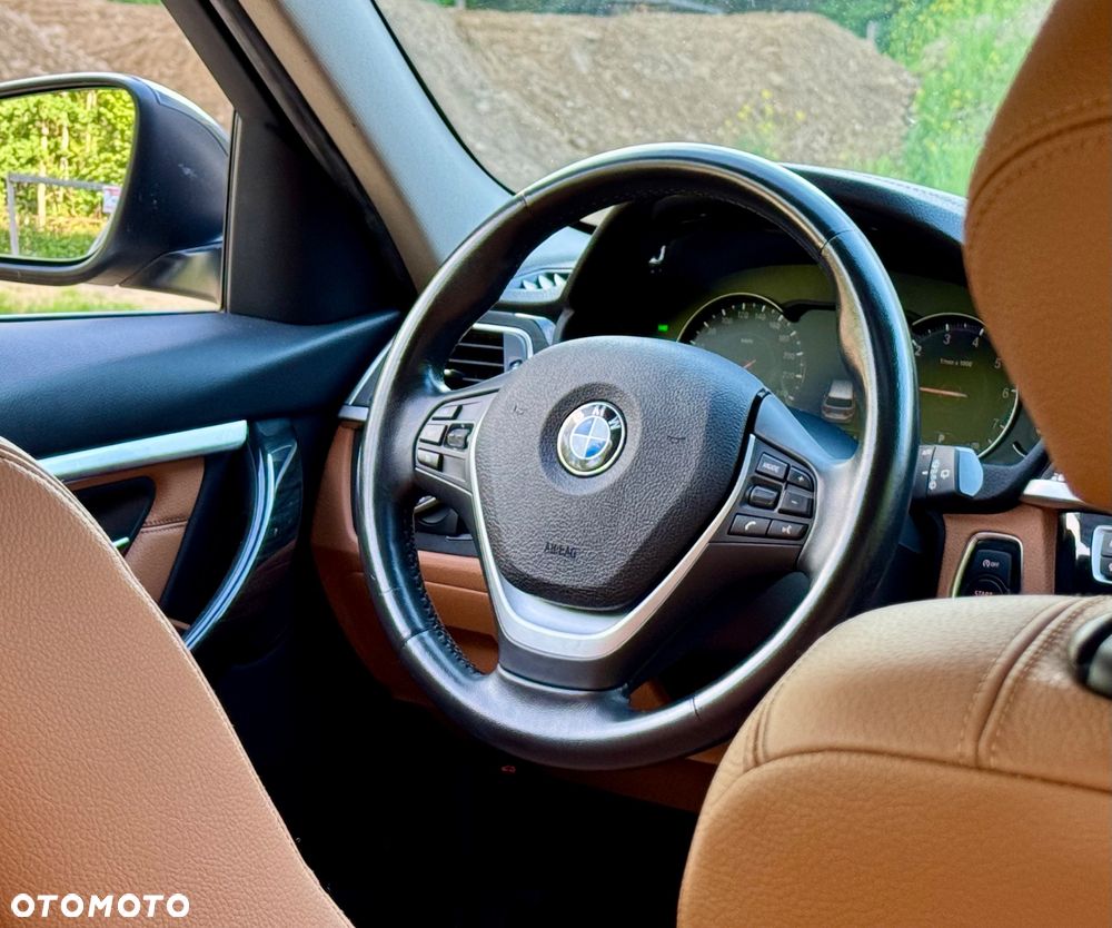 BMW Seria 3 320i GPF Luxury Line sport - 24