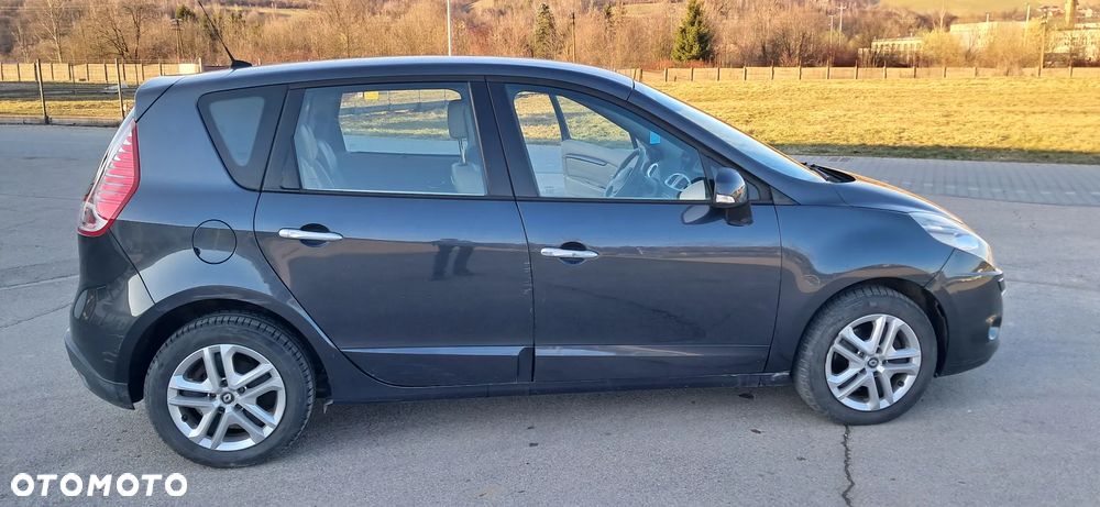 Renault Scenic 2.0 16V 140 CVT Dynamique - 6