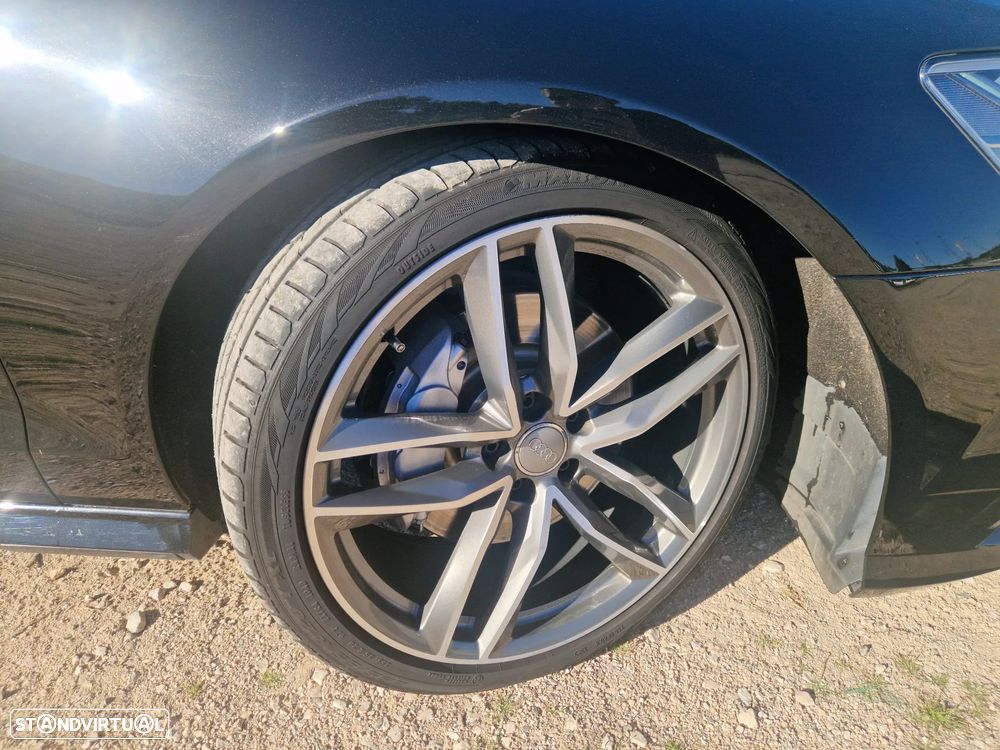 Audi A6 Avant 3.0 TDI quattro S tronic - 3