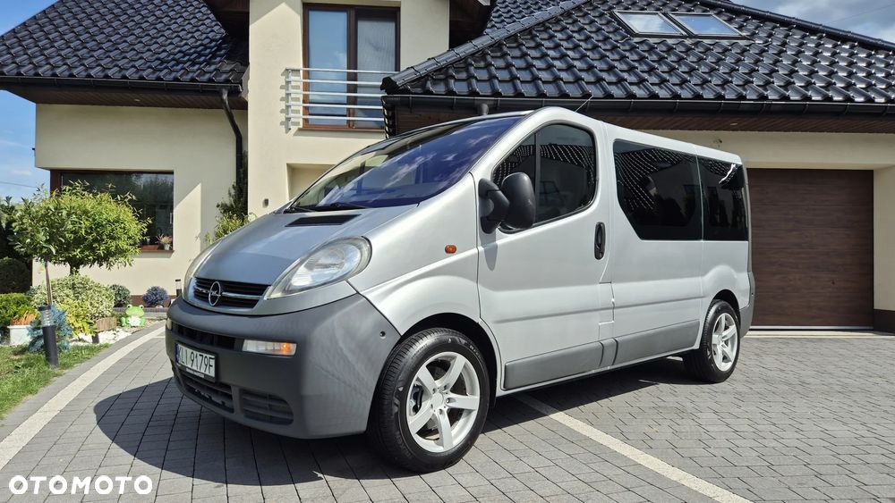 Opel Vivaro Tour - 27