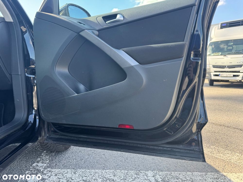 Volkswagen Tiguan 2.0 TDI 4Mot Track&Field - 9