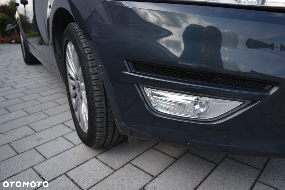 Ford Mondeo - 28