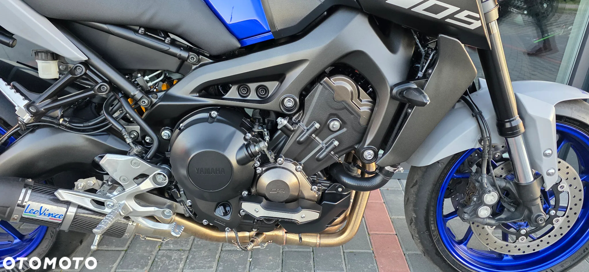 Yamaha MT - 12