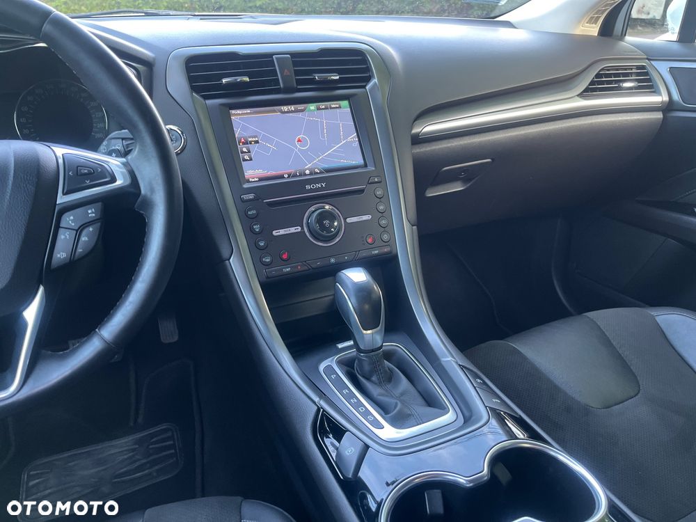 Ford Mondeo 2.0 TDCi Titanium 4WD PowerShift - 28
