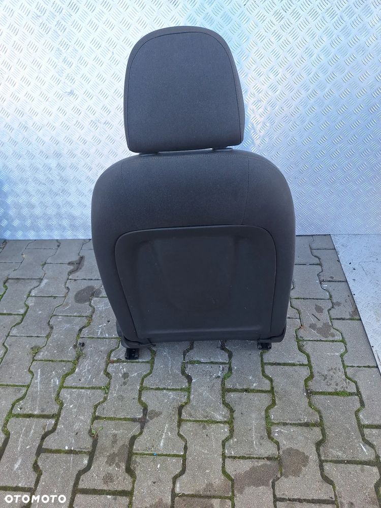 FOTEL LEWY PRZÓD KIEROWCY - AUDI Q3 14R - 4